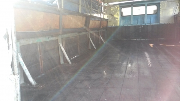 ขายมิตซูแคนเตอร์รถโดนสารเครื่อง100แรง เครื่องดีแซสซีสวยกระบะยาว4.50เมตร ไม่มีทะเบียนพร้อมใช้งานครับ ขาย 115000 บาทครับ