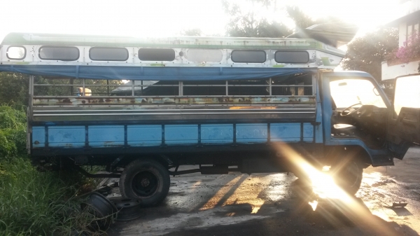 ขายมิตซูแคนเตอร์รถโดนสารเครื่อง100แรง เครื่องดีแซสซีสวยกระบะยาว4.50เมตร ไม่มีทะเบียนพร้อมใช้งานครับ ขาย 115000 บาทครับ