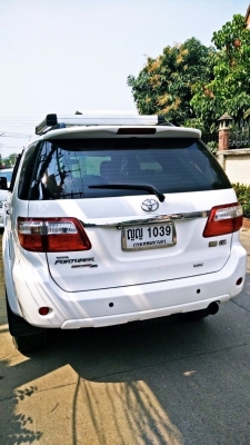 TOYOTA FORTUNER 3.0V(รุ่นท๊อปสุด) ขับ4WD 2011 NAVI เกียร์ออโต้ดีเซล สีขาวราคาถูกด่วน TOYOTA FORTUNER 3.0V(รุ่นท๊อปสุด) ขับ4WD 2011 NAVI เกียร์ออโต้ดีเซล สีขาวราคาถูกด่วน