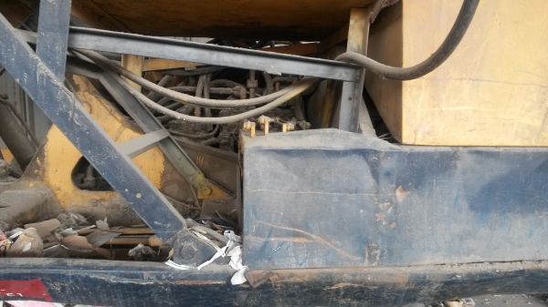 ขายรถแมคโครPC120เป็นไฟฟ้าครับใช้มอเตอร์เอาไว้ขยุ้มขยะในโรงงานครับเหมาะเอาไปใช้ในร้านของเก่าครับ ขาย 250000 บาท หรือแยกขายครับ