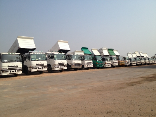 ศูนย์รวมรถบรรทุก 6 ล้อ 10 ล้อ 12 ล้อนำเข้าจากญี่ปุ่น มีมากมายหลายคันให้เลือก พร้อมทะเบียนพร้อมเล่ม มีให้เลือกมากมายหลายรุ่น