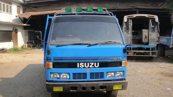 ISUZU NKR กะบะบรรทุก สภาพดีพร้อมใช้ ราคาถูก ดาวน์ 45000 ISUZU NKR กะบะบรรทุก สภาพดีพร้อมใช้ ราคาถูก ดาวน์ 45000