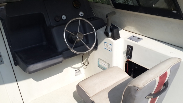 เรือสปีดท์โบ้ท YAMAHA รุ่น MERCURY พร้อมล้อลากราคาพิเศษ!!!