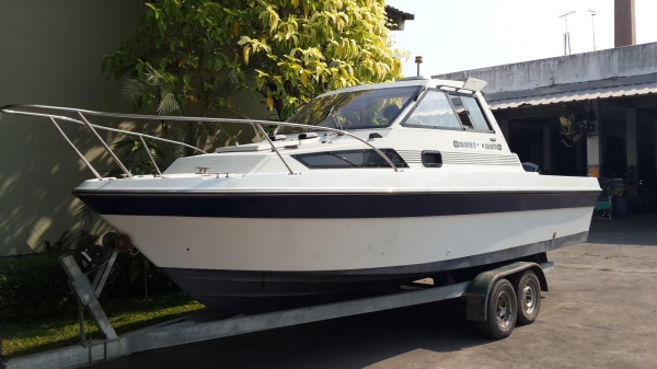 เรือสปีดท์โบ้ท YAMAHA รุ่น MERCURY พร้อมล้อลากราคาพิเศษ!!!