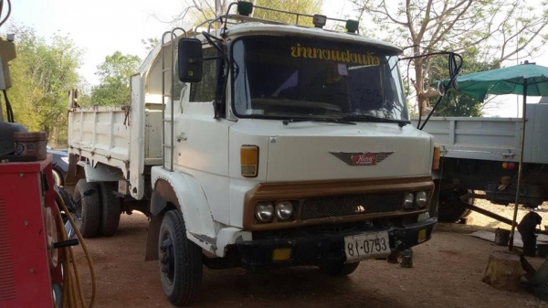 ขายดั้มHINO เครื่อง195แรง เครื่องดี แคชซีสวย สภาพพร้อมใช้งาน เอกสารพร้อมโอน สนใจโทร 090-8588220คุณนะ 093-3258446คุณบิวตี้ ID:narong498 หรือ www.truck.in.th/498 หรือfb:ณรงค์ ซื้อขายรถมือสอง (เว็บไซต์ส่วนตัว)