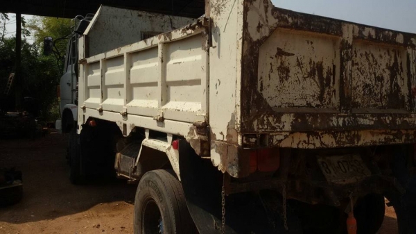 ขายดั้มHINO เครื่อง195แรง เครื่องดี แคชซีสวย สภาพพร้อมใช้งาน เอกสารพร้อมโอน สนใจโทร 090-8588220คุณนะ 093-3258446คุณบิวตี้ ID:narong498 หรือ www.truck.in.th/498 หรือfb:ณรงค์ ซื้อขายรถมือสอง (เว็บไซต์ส่วนตัว)