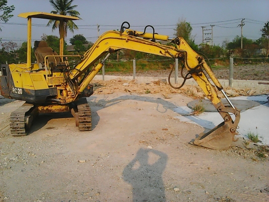 ขายแบ็คโฮ  KOMATSU   PC20-6 พร้อมใช้งาน