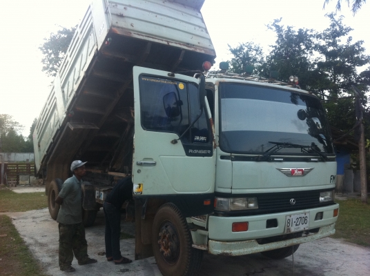 HINO สามมิตร แอร์เย็น ยางแท้ 10 เส้น HINO สามมิตร แอร์เย็น ยางแท้ 10 เส้น