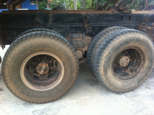 HINO สามมิตร แอร์เย็น ยางแท้ 10 เส้น HINO สามมิตร แอร์เย็น ยางแท้ 10 เส้น