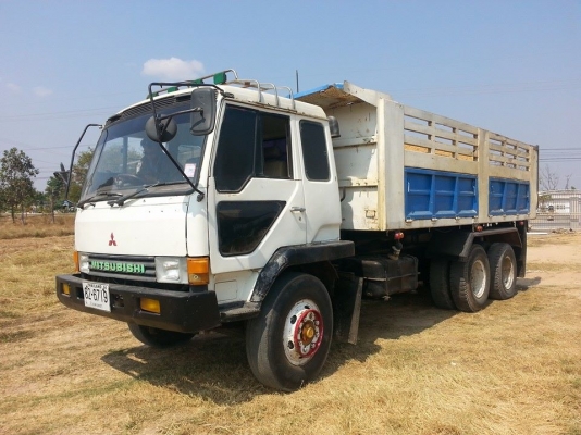 ขายดั้ม2เพลา MITSUBISHI FN527M-A เครื่อง6D17 พ.เพาเวอร์ เบรกทิฟฟี่ ภายในสวย แอร์เย็น สภาพพร้อมใช้งาน เอกสารพร้อมโอน จัดไฟแนนซ์ได้ เงื่อนไขง่ายๆวันเดียวรับรถ สนใจโทร 090-8588220คุณนะ 093-3258446คุณบิวตี้ ID:narong498  หรือ www.truck.in.th/498 หรือfb:ณรงค์