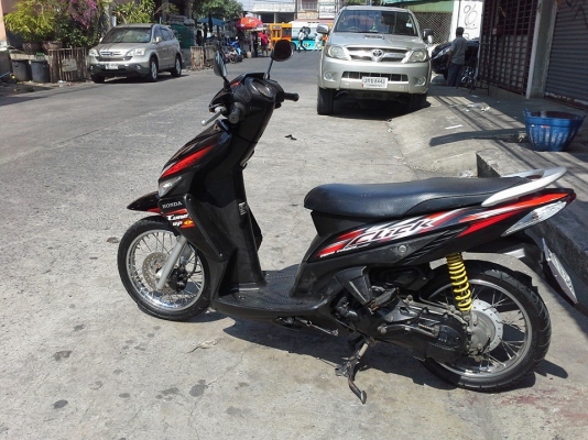 Click ปี 50 รถเดิม เครื่องแน่น ไม่เคยเปิด ควันไม่ไหล ไม่หอน มีเล่ม เอกสารครบ เอาไปโอนได้เลย