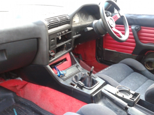 ขาย BMW E 30 coupe หายาก ขายด่วนสุดๆๆ 31000บาท ขาย BMW E 30 coupe หายาก ขายด่วนสุดๆๆ 31000บาท