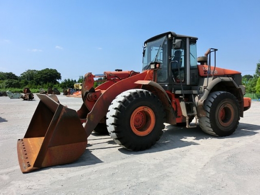 ขายรถตัก TCM ZW220