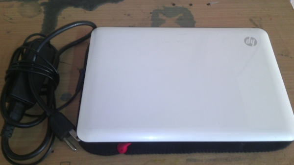 ขายเน็ตบุค hp 110 สภาพดีลง วินโดร์xp ไว้แล้ว