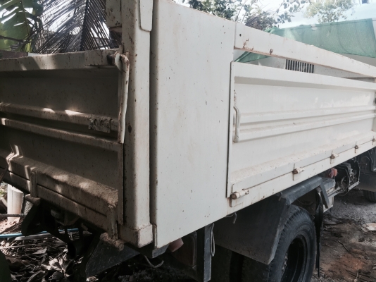 ขายดาวน์...6ล้อดั้ม 175 แรง HINO ซีรี่500 ปลายปี54รถใช้แค่500000.กม.กว่า รถร้านวัสดุก่อสร้าง