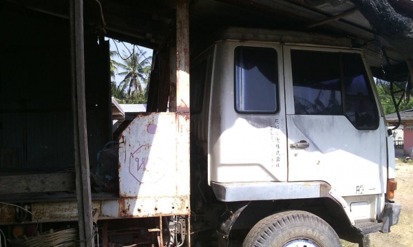 (2รายการขาย..1100000) แมคโค PC200-5 และ10ล้อท้ายลาด FN527M..