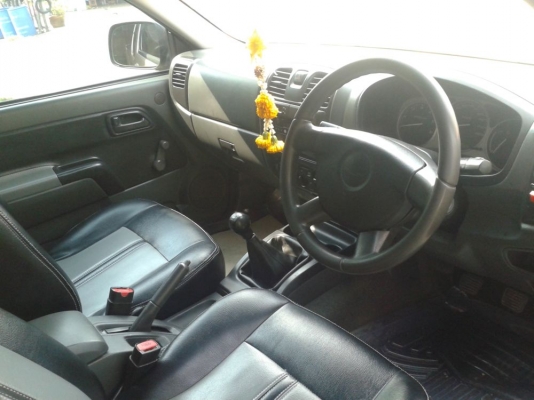 ขายรถกระบะเชฟcololado เเค๊ป เครื่องคอมเมอเรล 2.5 ปี 2006 ราคา 210000บ.