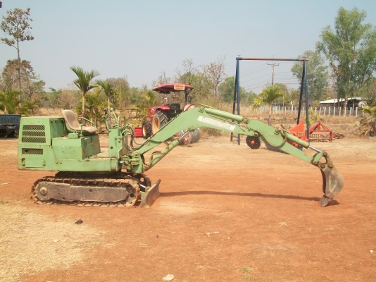 ลงขายใหม่ครับมัดจำเล้วไม่มาเอารถขุดเล็กยันมาร์ yb 10 เครื่องยนต์ 3 สูบตีนเหล็ก