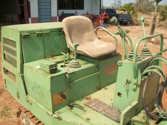 ลงขายใหม่ครับมัดจำเล้วไม่มาเอารถขุดเล็กยันมาร์ yb 10 เครื่องยนต์ 3 สูบตีนเหล็ก