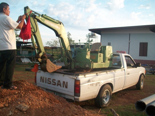 ลงขายใหม่ครับมัดจำเล้วไม่มาเอารถขุดเล็กยันมาร์ yb 10 เครื่องยนต์ 3 สูบตีนเหล็ก