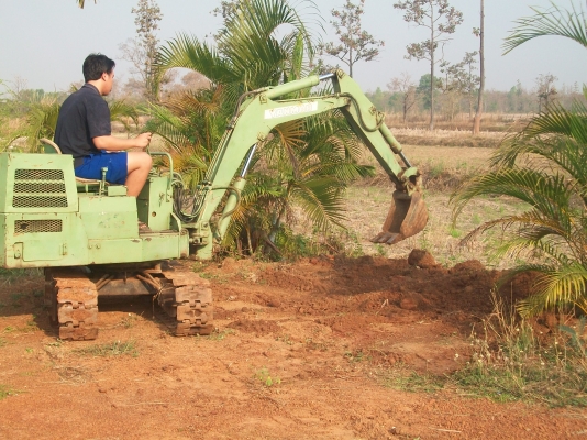 ลงขายใหม่ครับมัดจำเล้วไม่มาเอารถขุดเล็กยันมาร์ yb 10 เครื่องยนต์ 3 สูบตีนเหล็ก