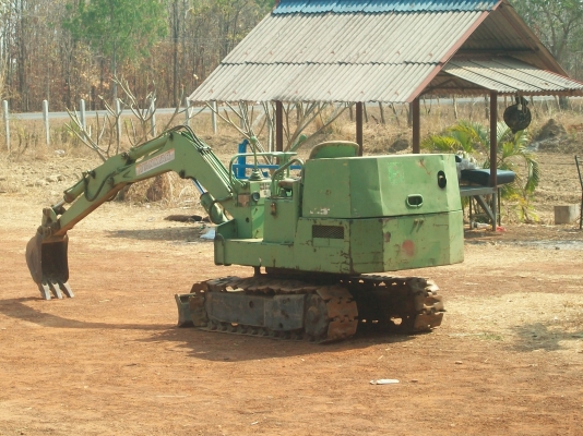 ลงขายใหม่ครับมัดจำเล้วไม่มาเอารถขุดเล็กยันมาร์ yb 10 เครื่องยนต์ 3 สูบตีนเหล็ก