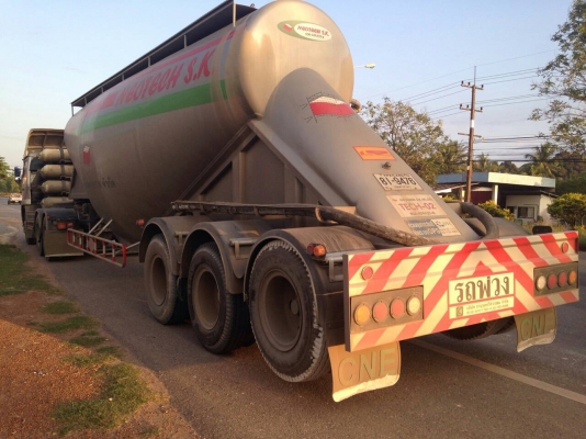 ขาย หางกล้วยหอม ปูนผง 3 เพลายกล้อหลัง หางชาญนคร ปี 57 รถใหม่มากๆๆ