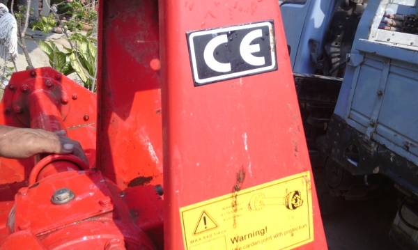 ขาย 23500 บาท สวยๆครับ อยู่ไกลมีรถขนส่งให้ครับ