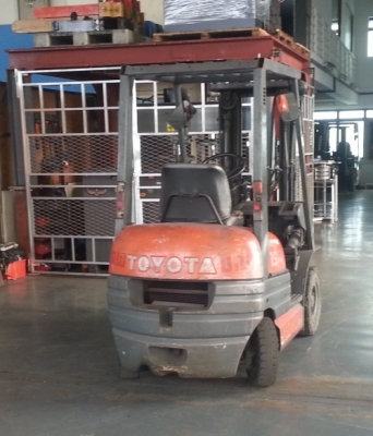 จำหน่ายรถ Toyota 6FD15 ดีเซล (ญี่ปุ่น) เสาเข้าตู้ 4.3 เมตร + Side-Shift