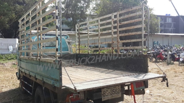 รถบรรทุก 6 ล้อ ช่วงสั้น ISUZU NPR   ปีจดทะเบียน 2534