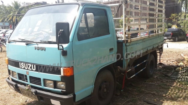 รถบรรทุก 6 ล้อ ช่วงสั้น ISUZU NPR   ปีจดทะเบียน 2534