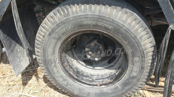 รถบรรทุก 6 ล้อ ช่วงสั้น ISUZU NPR   ปีจดทะเบียน 2534