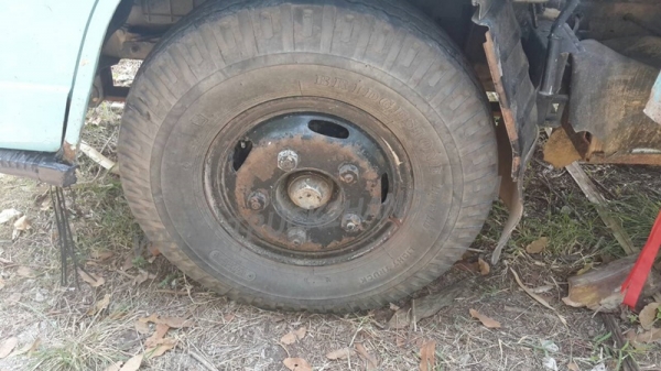 รถบรรทุก 6 ล้อ ช่วงสั้น ISUZU NPR   ปีจดทะเบียน 2534