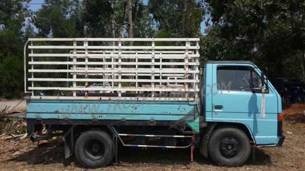 รถบรรทุก 6 ล้อ ช่วงสั้น ISUZU NPR   ปีจดทะเบียน 2534