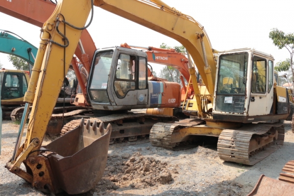 รถพร้อมใช้ KOMATSU PC120-5K เก่านอก แทรกกว้าง 80