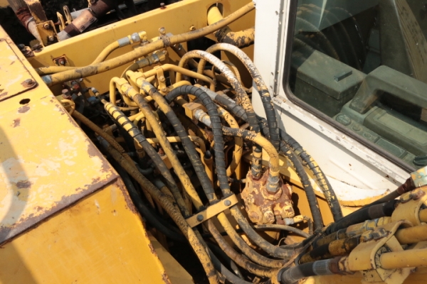 รถพร้อมใช้ KOMATSU PC120-5K เก่านอก แทรกกว้าง 80