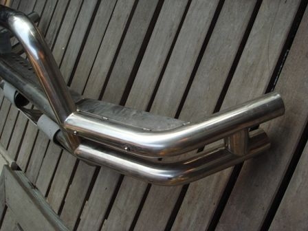 ขายกันชนหน้า แสตนเลส เก่าญี่ปุ่นของ แลนด์ครุยเซอร์ vx 80 ครับ