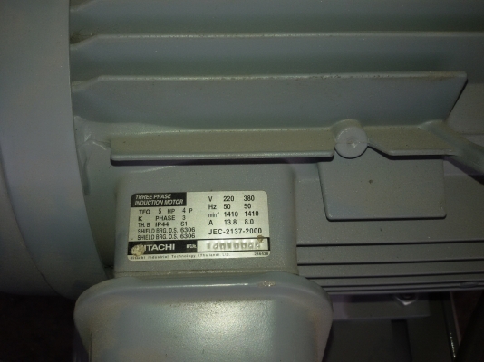 ขายปั๊มลม HITACHI ขนาด5แรง ทูสเตท ไฟ380v ของใหม่