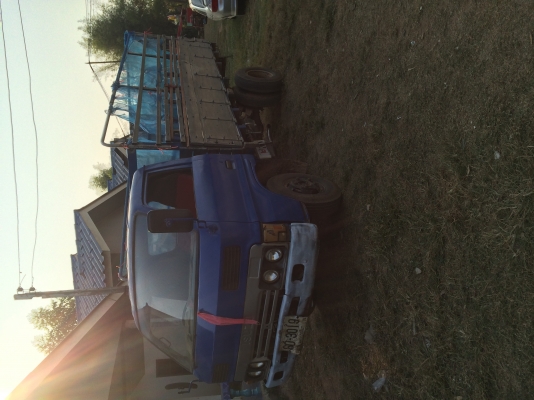 ขาย 6 ล้อ 85 แรงสภาพเครื่องดีมากๆๆคัทชีสวยๆๆ