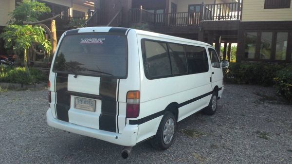 รถตู้โตโยต้า ตาเพชร เครื่อง1jz เกีบร์ออโต้ NGV 2ถัง