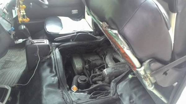 รถตู้โตโยต้า ตาเพชร เครื่อง1jz เกีบร์ออโต้ NGV 2ถัง