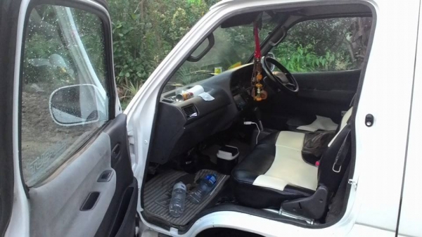 รถตู้โตโยต้า ตาเพชร เครื่อง1jz เกีบร์ออโต้ NGV 2ถัง