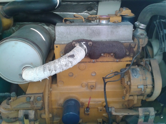 ต้องการขายรถขุดยี่ห้อkomatsu-pc40-6รถนอกนำเข้าจากญี่ปุ่น