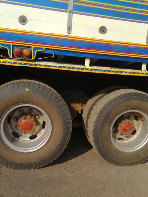 สิบล้อดั้ม~ราคา1,650,000บ อีซูซุ FVZ33MF-2เพา270แรง ปี46รถห้างสภาพดีบางเดิมสวยจัดทั้งคัน&hellip;มีระบบลากจูงครบ&hellip;เอกสารทะเบียนพร้อม~ราคา 1,650,000ต่อรองราคาหน้างานเลย ครับท่าน