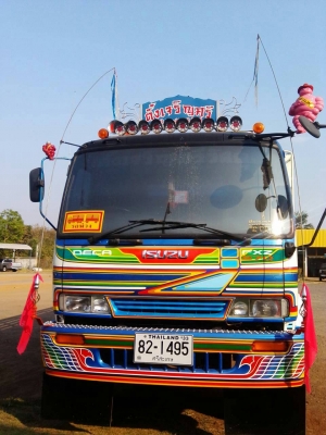 สิบล้อดั้ม~ราคา1,650,000บ อีซูซุ FVZ33MF-2เพา270แรง ปี46รถห้างสภาพดีบางเดิมสวยจัดทั้งคัน&hellip;มีระบบลากจูงครบ&hellip;เอกสารทะเบียนพร้อม~ราคา 1,650,000ต่อรองราคาหน้างานเลย ครับท่าน