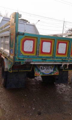 หกล้อสิงไฮเทคดั้มดิน