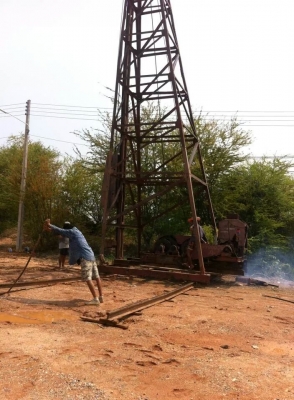 รับตอกเสาเข็มแบบมืออาชีพ0862582299