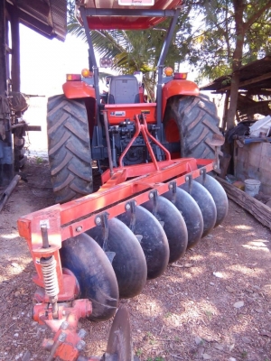 ขาย KUBOTA  M85 พร้อมชุดตักหน้า รถปี 53 ปลายปี