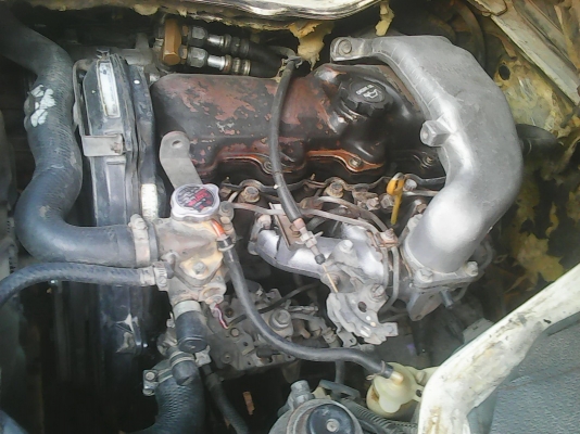 ขายรถตู้ TOYOTA HIACE ปี 36 เครื่อง 2 แอล สภาพเดิมพร้อมใช้ ขายรถตู้ TOYOTA HIACE ปี 36 เครื่อง 2 แอล สภาพเดิมพร้อมใช้