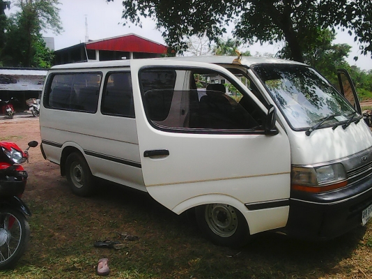 ขายรถตู้ TOYOTA HIACE ปี 36 เครื่อง 2 แอล สภาพเดิมพร้อมใช้ ขายรถตู้ TOYOTA HIACE ปี 36 เครื่อง 2 แอล สภาพเดิมพร้อมใช้